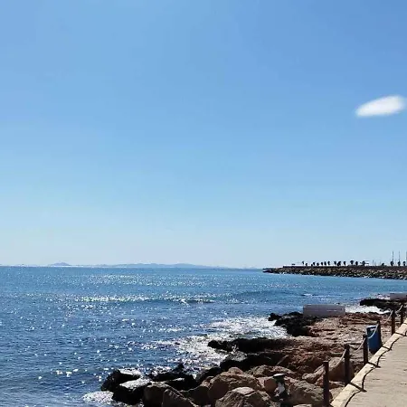 Апартаменты Seaview Citycenter Curabeach 50m